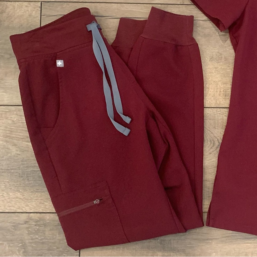 Figs - Maroon Jogger